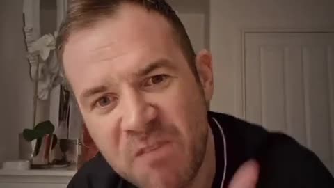 🔥 “More Harm Than Good”: Vaxx Injured Man Explodes on Doctors Burying Their Head in the Sand