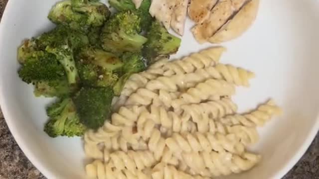 Broccoli Chicken Alfredo