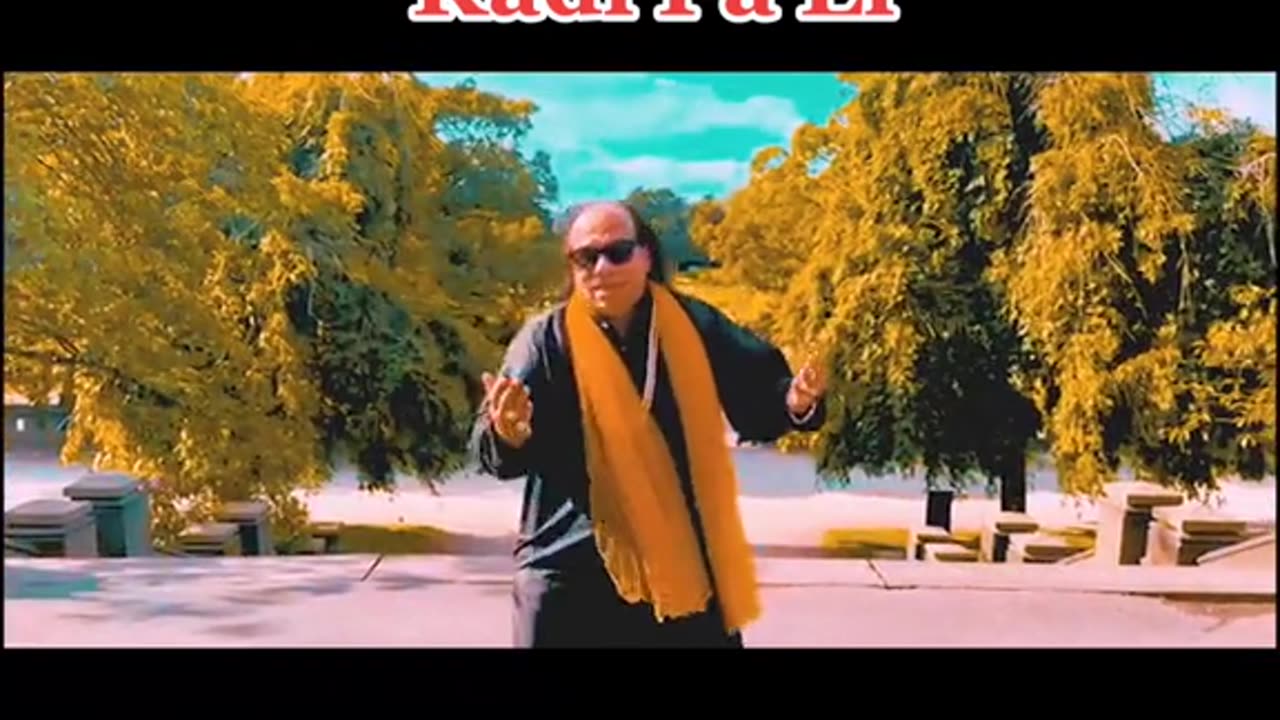 Chahat Fateh Ali Khan ka new song 😜😜😜😂😂😂kamiz Teri Kali kadi Pali kadi la Lai😂😂