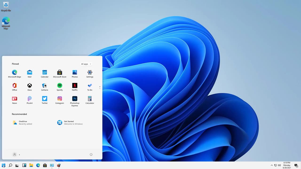 Move the Start button to the left in Windows 11
