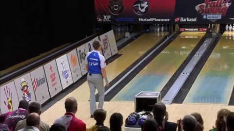 How to Bowl Like a Professional [Bowling Tutorial]