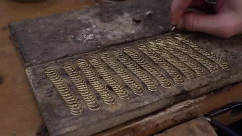 Making Handmade gold chain