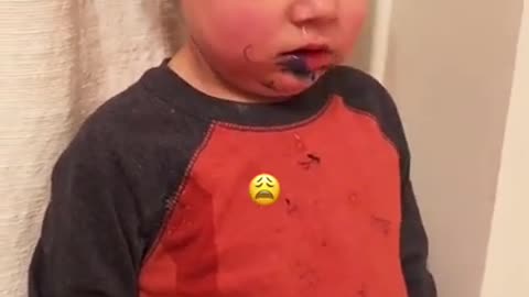 Mom Finds Toddler Dirty With Marker Pens While He Shows His Art to Her