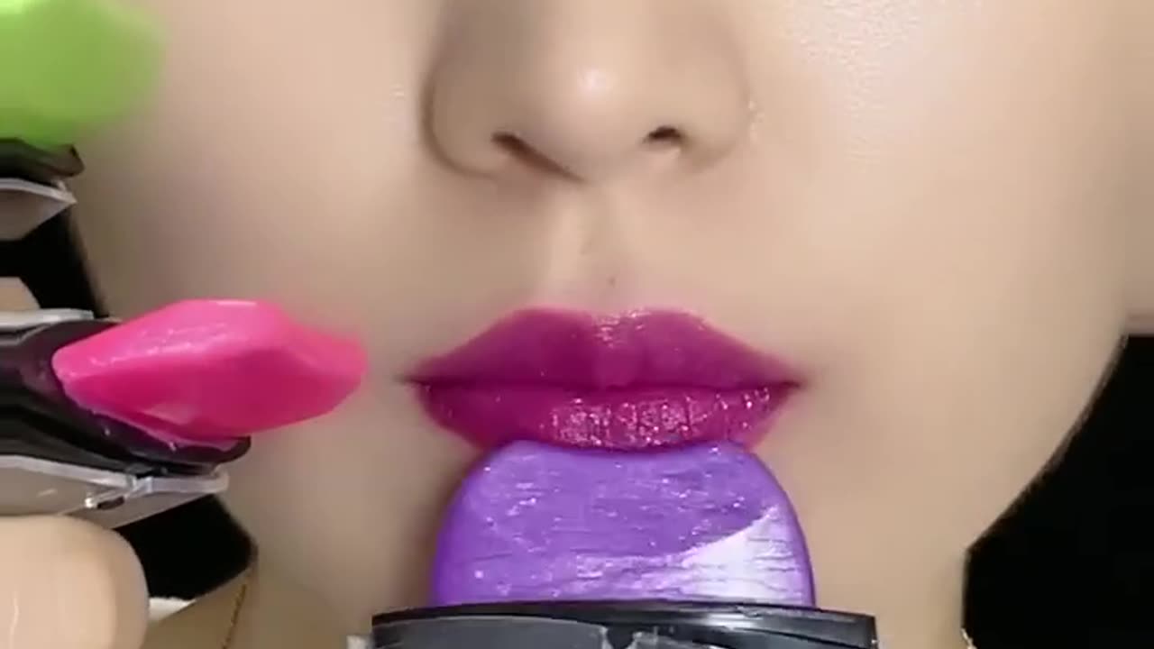 Amazing Makeup Artist Lips Style