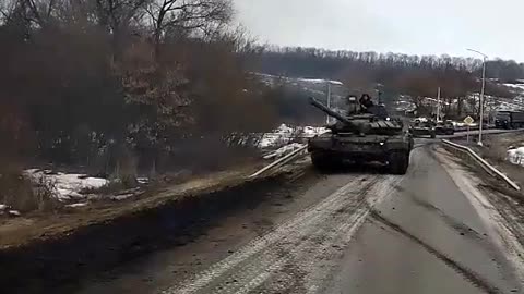 More Russian tanks are reported to be heading to Donbass from Belgorod, Russia.