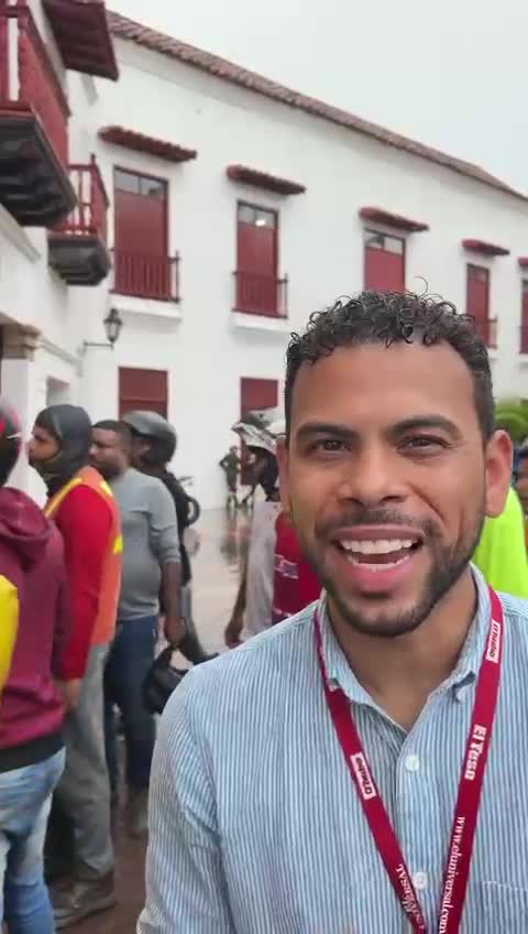 Mototaxistas dialogan con el Distrito