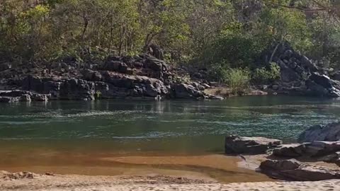 Um encontro exótico dos Rios São Miguel e Tocantinzinho na Chapadados Veadeiros.