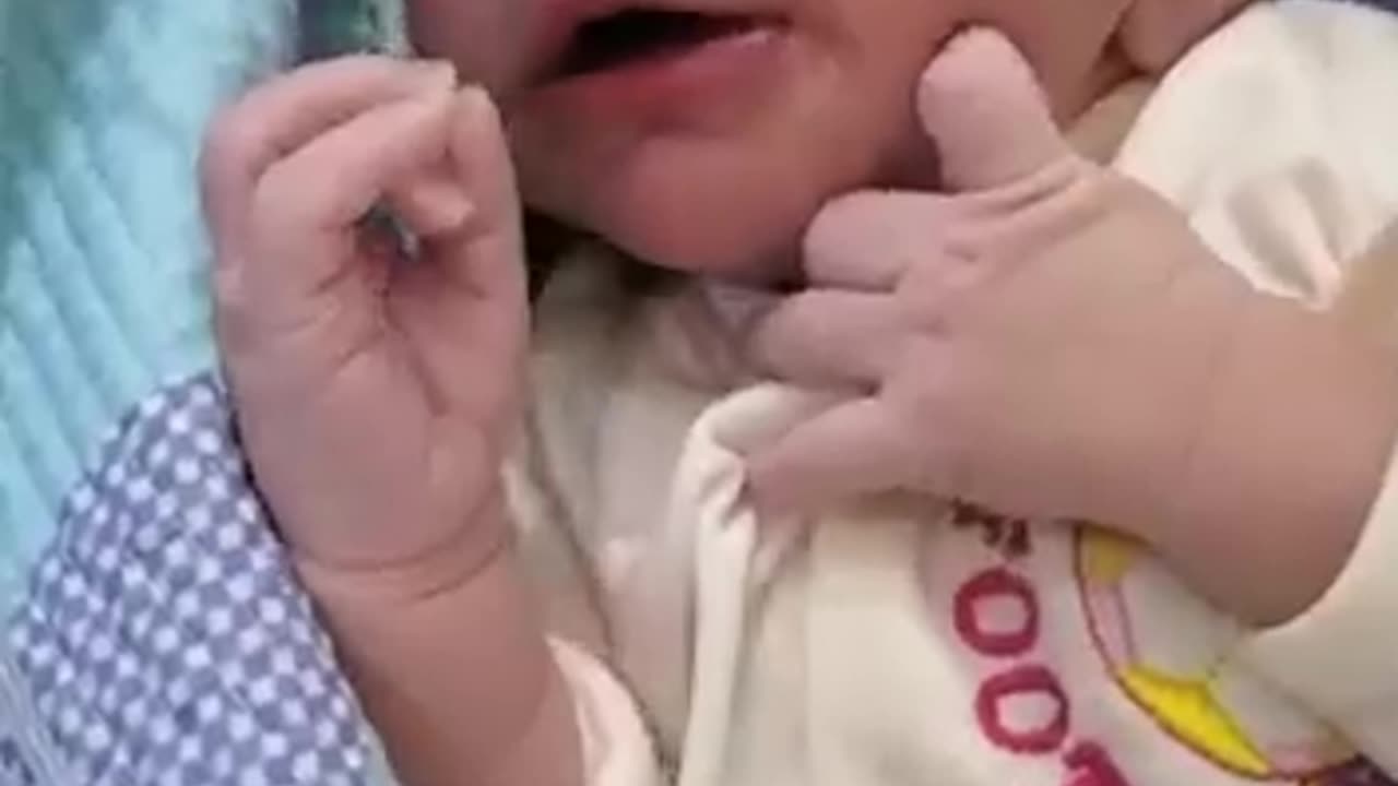 such a beautyful video of baby