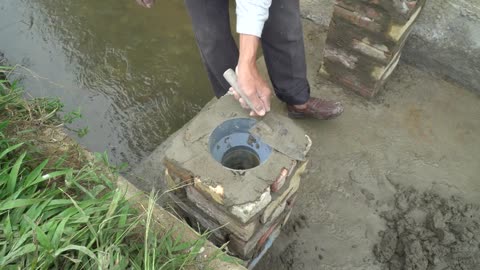 Build a unique mini hydropower with two units