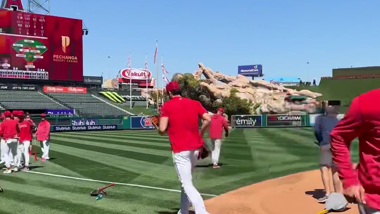 Shohei Ohtani Getting Ready