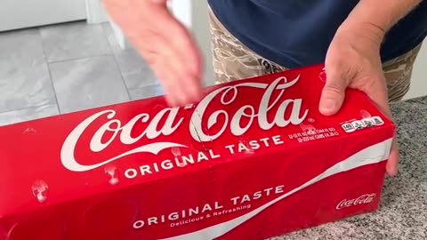 The right way to open soda can box