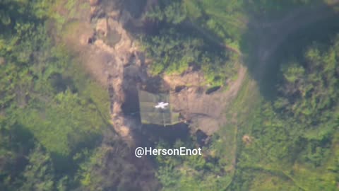 Úder ruských Lancetů proti ukrajincům u Artěmovsku