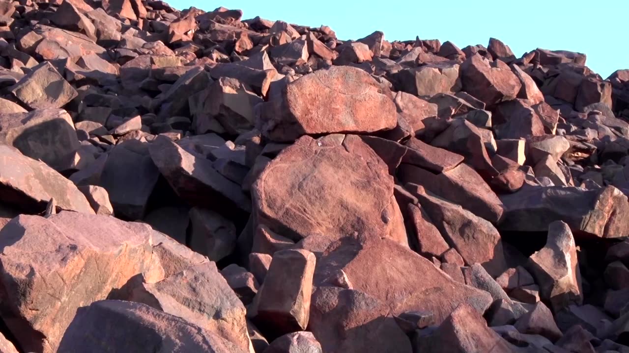 Indigenous Australians campaign to protect rock art