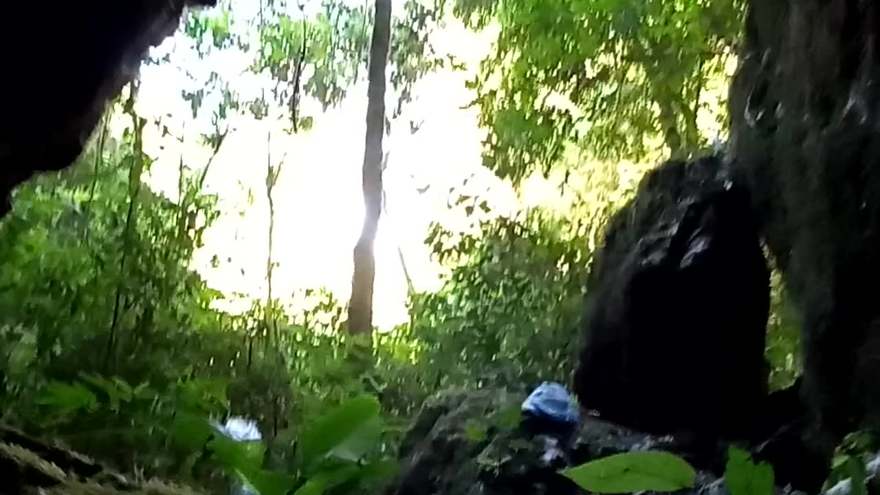 Caverna no riacho