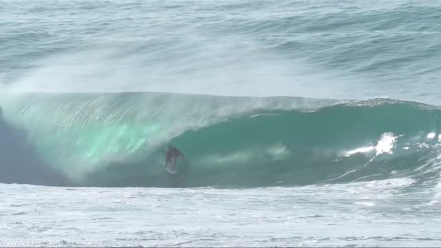 Tio locos musica para bailar Kaleb surfs