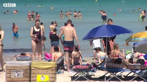 Spain heatwave brings record temperatures - BBC News