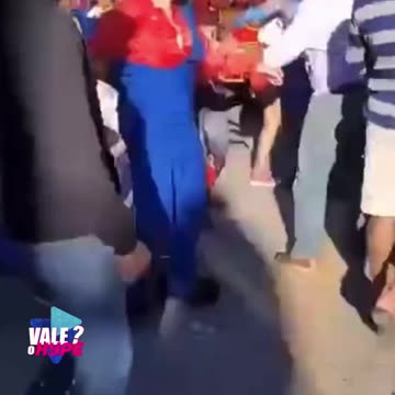Homem-Aranha, Pantera Negra e Super Mario se Envolvem em Briga Fantasiada no RJ