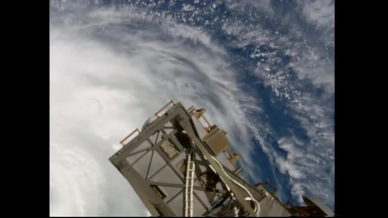 HURRICANE FRANKLIN IS SEEN FROM THE INTERNATIONAL SPACE STATION