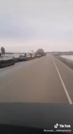 More tanks moving in the Tomarovka area of Belgorod