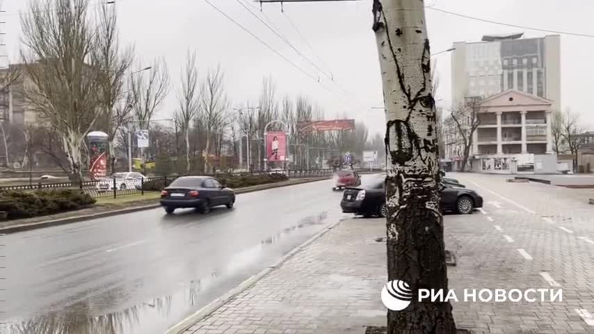 Loud sirens are sounding in Donetsk as civilians evacuate