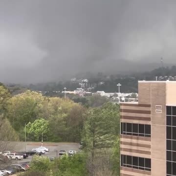 Praying for EVERYONE! HUGE TORNADO!!!!!