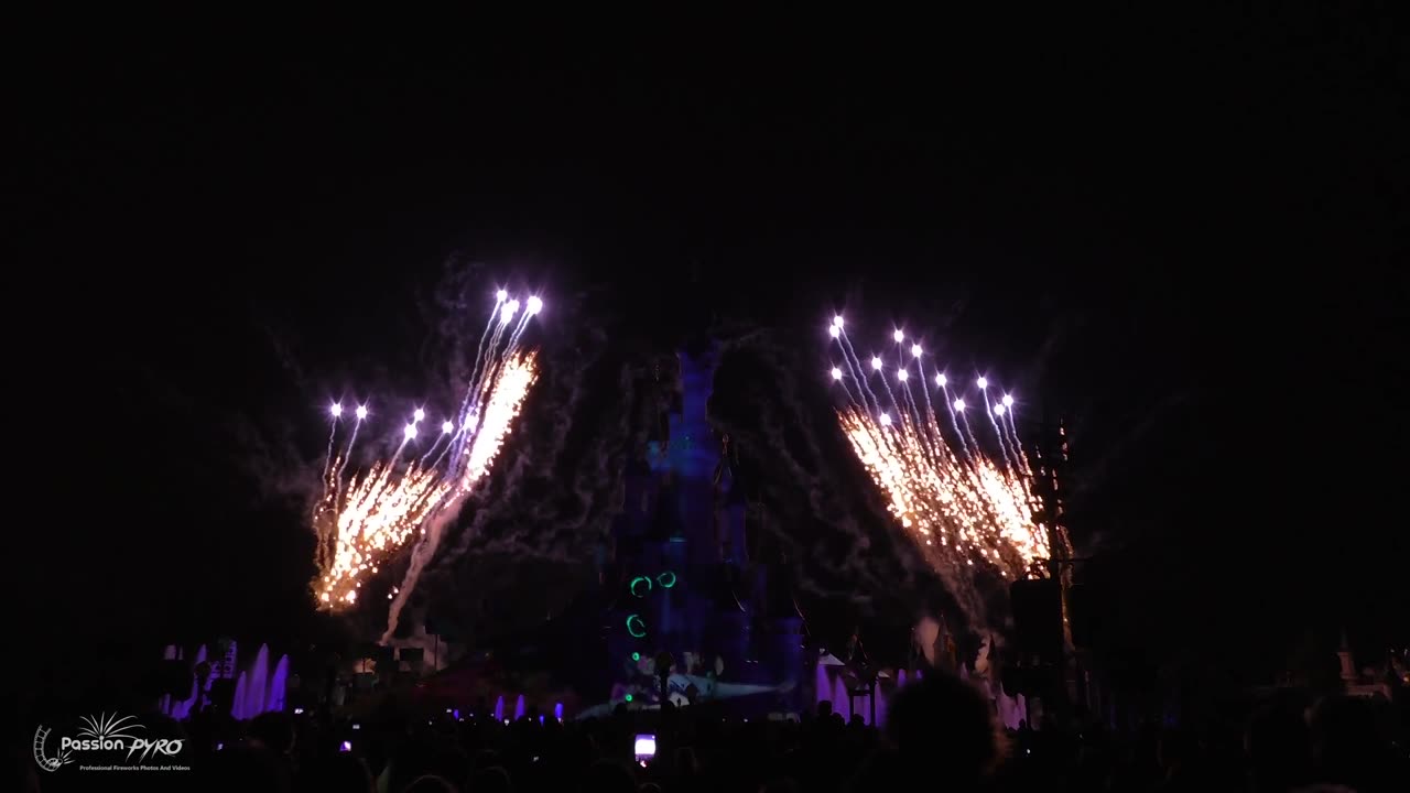 4K Disney Illuminations - Disneyland Paris - Full Show