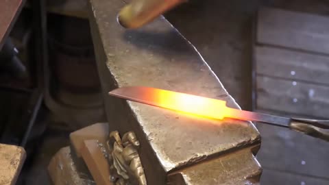 Damascus steel from 1000 year old knife blades.