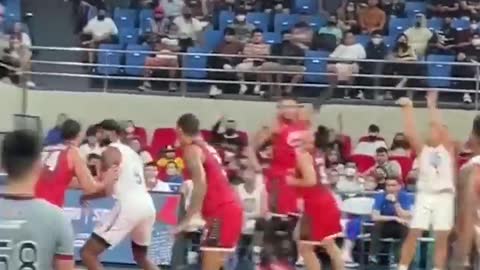 Katakot-takot na Slamdunk Attempt ang ginawa ni malonzo kay Alas! _ Nlex nakasurvive sa Dunk party!