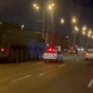 More video of Yars nuclear missiles passing through Moscow, February 27th