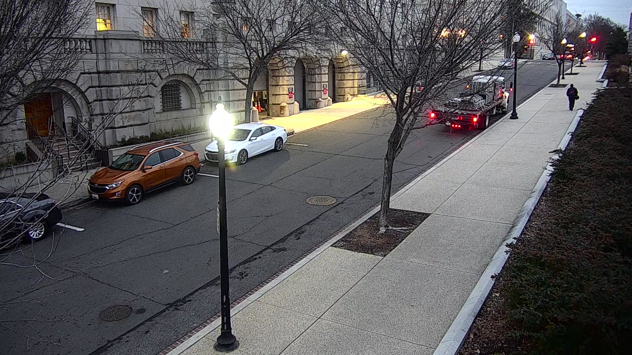 4079QSE00SouthCap-CSE1_2021-01-06_07h21min07s650ms.mp4
