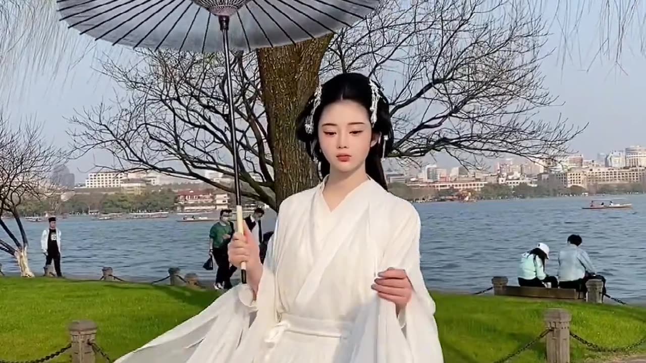 Classical Chinese costume in today