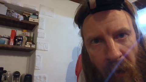 2022-10-15 (5) - À table - Twitch Triskelina
