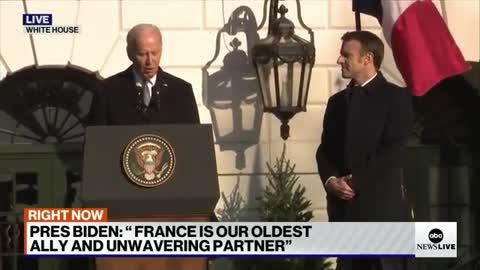 'France and the United States are facing down Vladimir Putin'- Biden l ABCNL