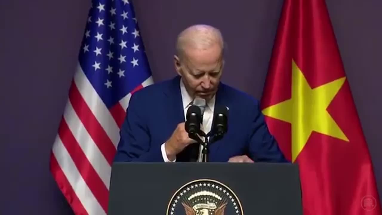 JOE BIDEN 🔴 Exposing himself for 5 minutes straight