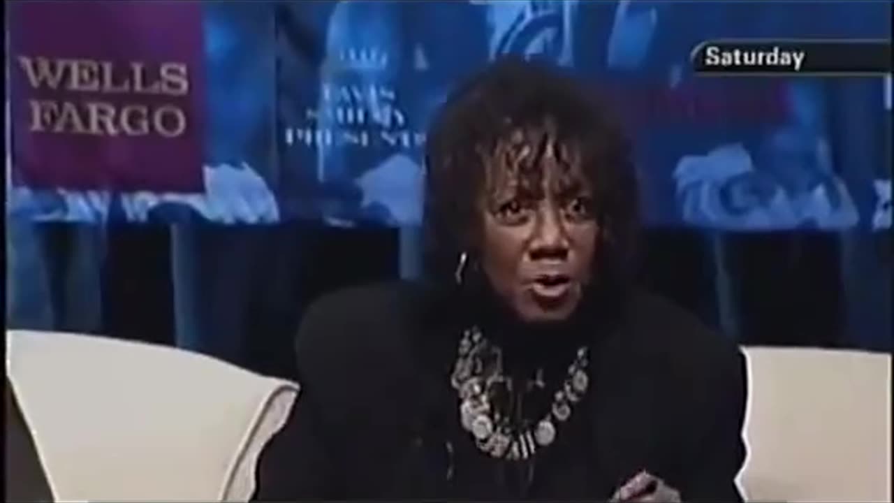 People go Crazy as Woman tells a Fact that people have not Thought About!!