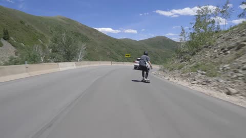 Longboarding - Passing Cars Down Epic Mountain Road!