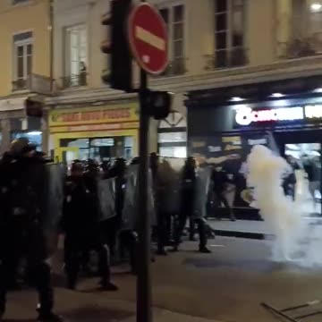 LYON France, Images of a regime that can only hold on by using the most brutal violence (Mar 20, 2023)