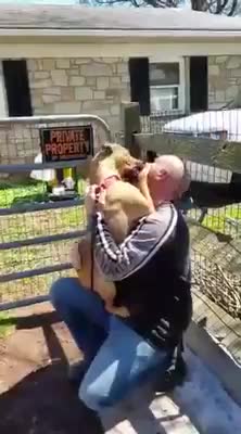 “Estaba tendido en la maleza con su cuerpo inmóvil y frío, realmente pensé que ya estaba muerto" (2)