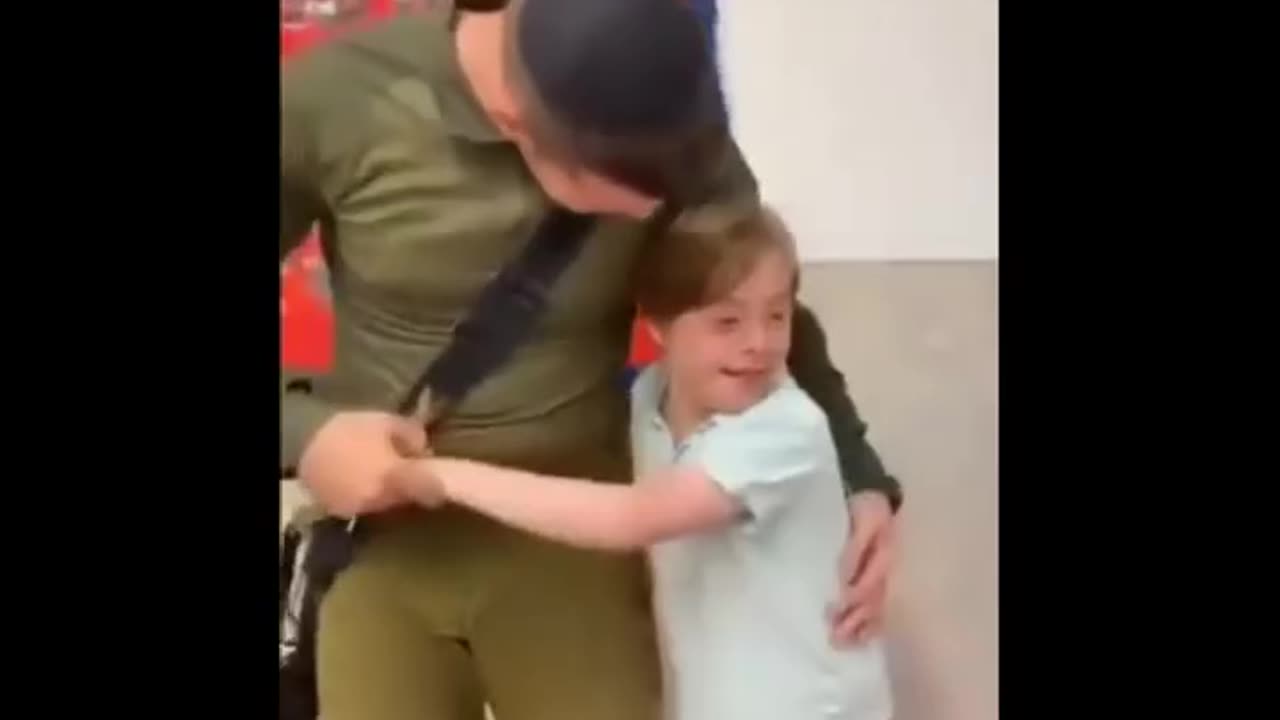 Child is thrilled to see his soldier friend back from war 🇮🇱 #war #israel #shorts