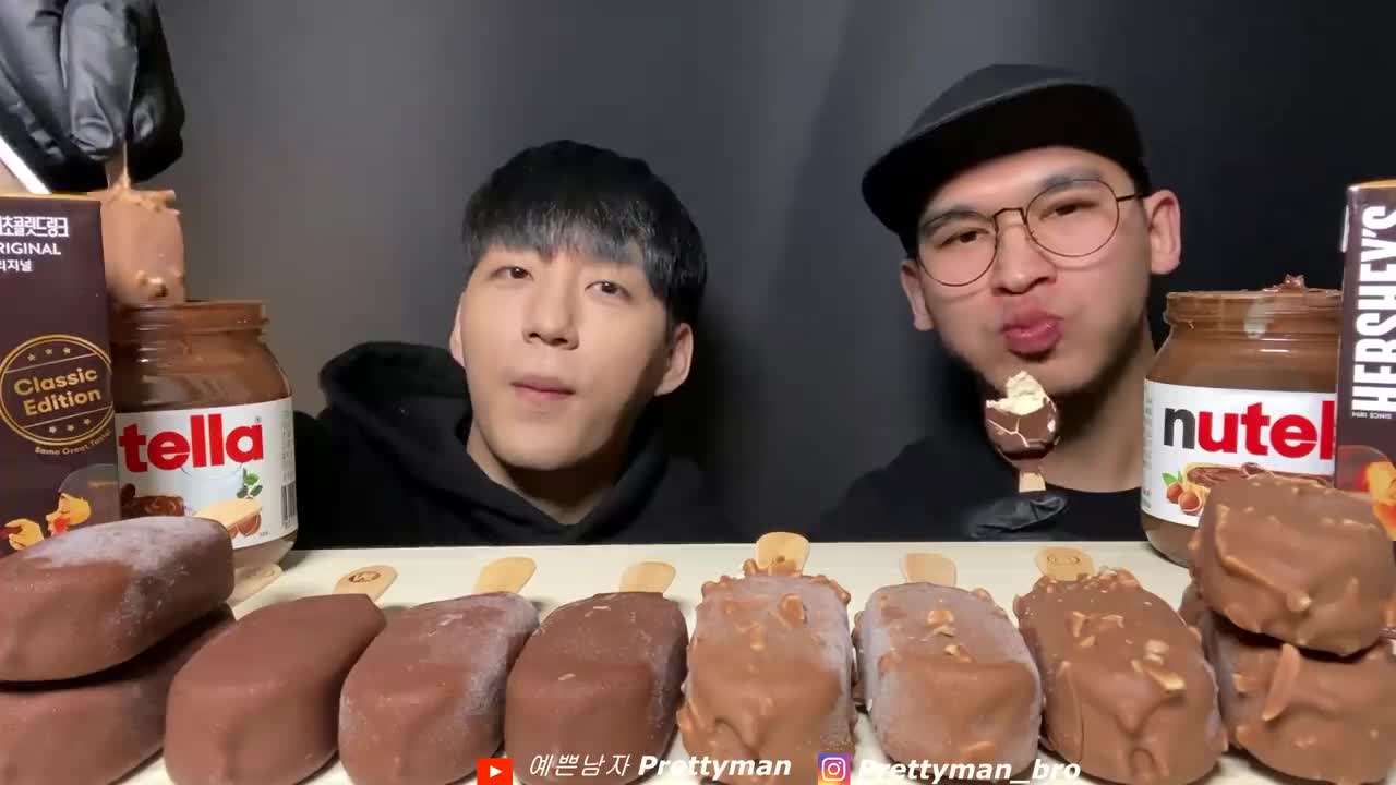 ASMR MUKBANG Chocolate Ice Cream MAGNUM, NUTELLA HERSHEY'S DESSERTS