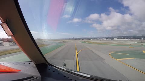 2020-6-6, B767 Taxiing From Cargo Ramp To Runway 28R San Francisco (SFO)