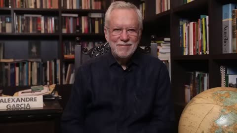 Recortes - Alexandre Garcia - A causa não é juro; é excesso de gasto!!!