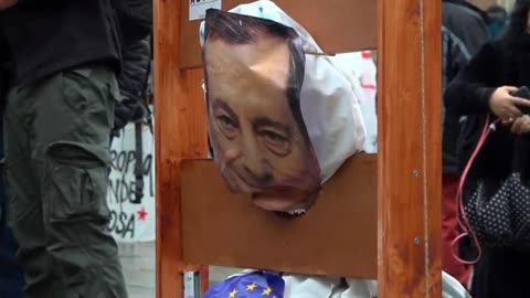 Italian protesters expressing how they feel about their prime minister Mario Draghi.