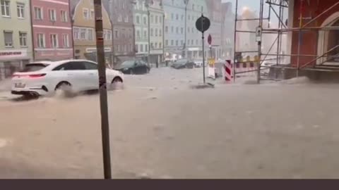 Flash flooding in三Germany