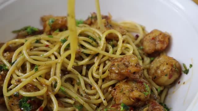 Spicy Butter Garlic Shrimp Pasta Recipe / Prawn Pasta