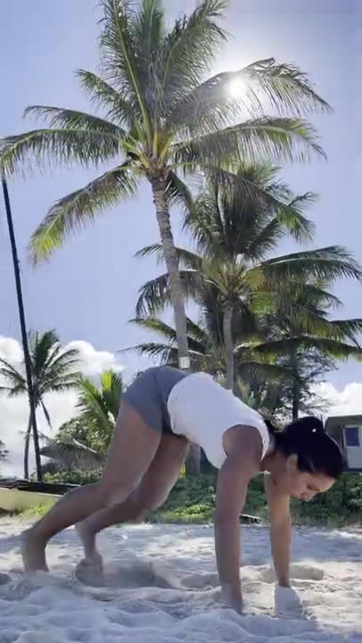 Tulsi Gabbard work out