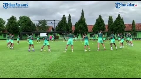 Persiapan melawan persija