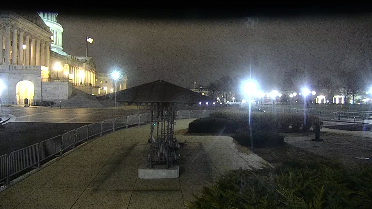 0675USCG00HousePlaza_2021-01-06_03h04min09s480ms.mp4