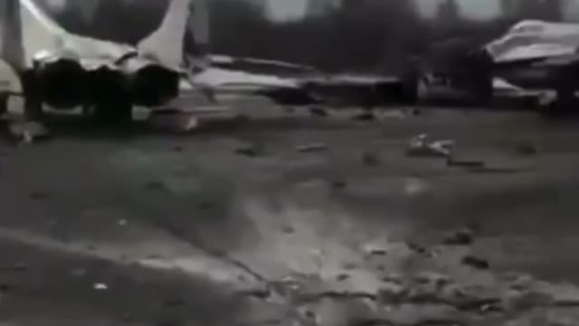 Damaged Ukrainian aircraft (old clip)