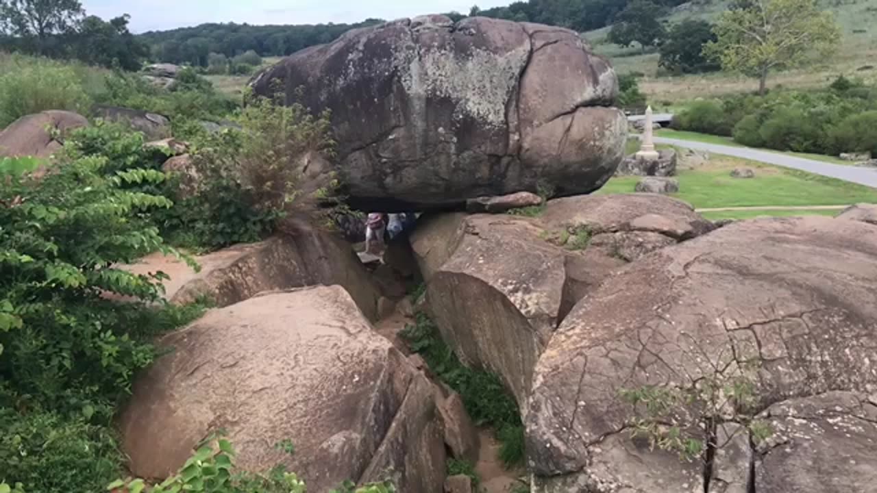 Devil's Den (A Complete History and Tour)